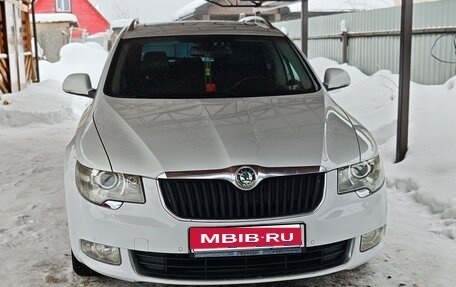 Skoda Superb III рестайлинг, 2012 год, 1 150 000 рублей, 1 фотография