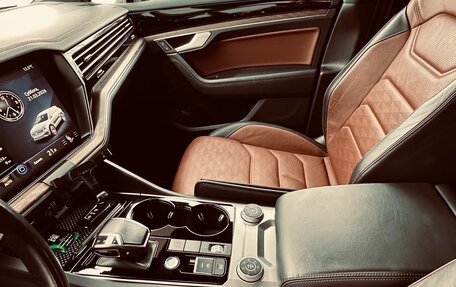 Volkswagen Touareg III, 2019 год, 6 500 000 рублей, 7 фотография
