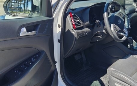 Hyundai Tucson III, 2018 год, 2 499 000 рублей, 18 фотография