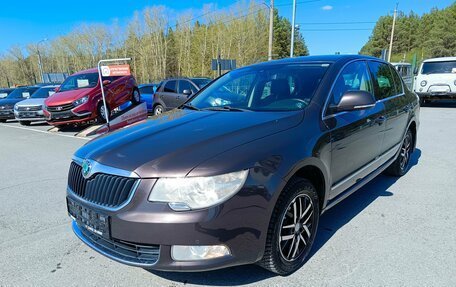 Skoda Superb III рестайлинг, 2010 год, 999 995 рублей, 3 фотография