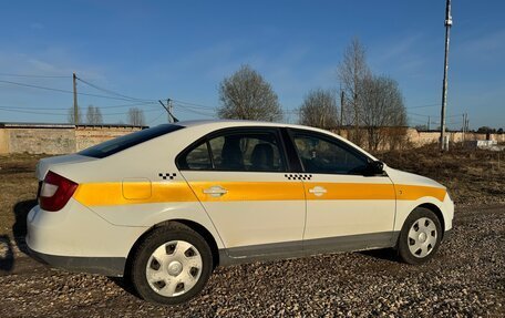 Skoda Rapid I, 2014 год, 430 000 рублей, 2 фотография