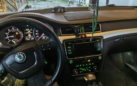 Skoda Superb III рестайлинг, 2012 год, 1 150 000 рублей, 4 фотография