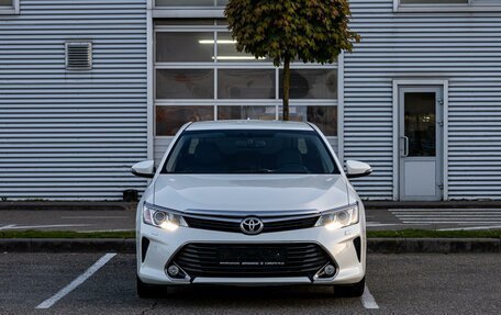 Toyota Camry, 2016 год, 1 995 000 рублей, 2 фотография