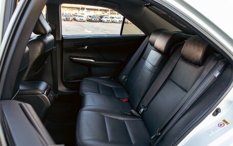 Toyota Camry, 2016 год, 1 995 000 рублей, 18 фотография
