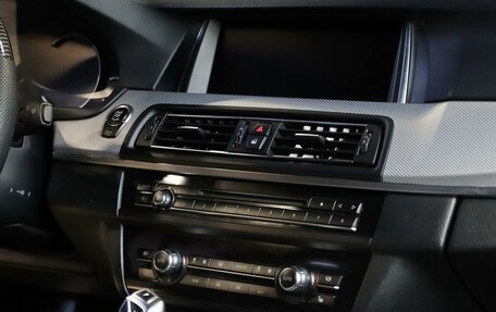 BMW 5 серия, 2015 год, 1 849 000 рублей, 12 фотография