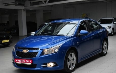 Chevrolet Cruze II, 2011 год, 735 000 рублей, 3 фотография