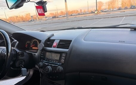 Honda Accord VII рестайлинг, 2005 год, 720 000 рублей, 14 фотография