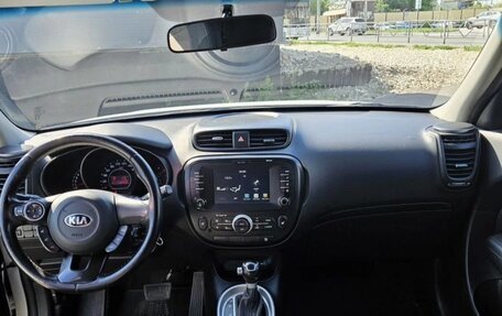 KIA Soul II рестайлинг, 2017 год, 1 199 999 рублей, 8 фотография