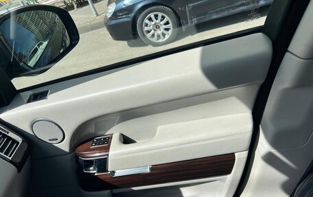 Land Rover Range Rover IV рестайлинг, 2015 год, 4 000 000 рублей, 13 фотография