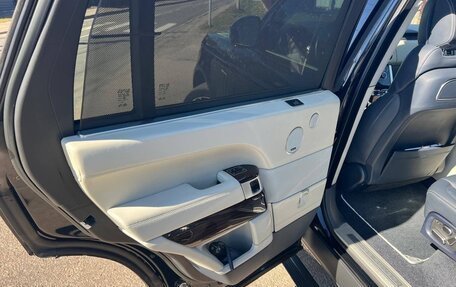 Land Rover Range Rover IV рестайлинг, 2015 год, 4 000 000 рублей, 18 фотография