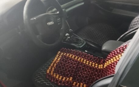 Audi A4, 1999 год, 500 000 рублей, 4 фотография