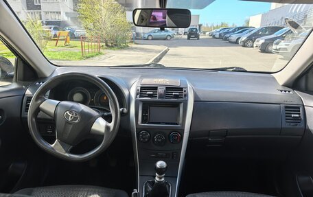 Toyota Corolla, 2012 год, 899 999 рублей, 10 фотография