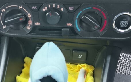 Daihatsu Rocky, 2021 год, 1 400 000 рублей, 6 фотография