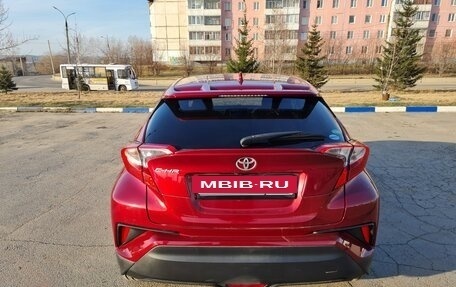 Toyota C-HR I рестайлинг, 2017 год, 1 700 000 рублей, 5 фотография