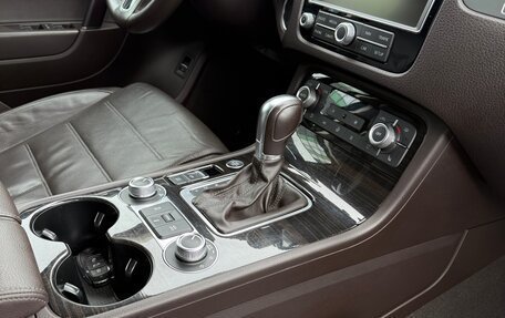 Volkswagen Touareg III, 2015 год, 3 600 000 рублей, 10 фотография