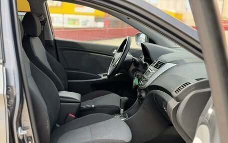 Hyundai Solaris II рестайлинг, 2013 год, 1 200 000 рублей, 9 фотография