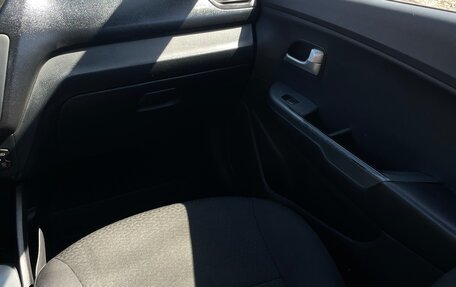 KIA Rio III рестайлинг, 2011 год, 900 000 рублей, 11 фотография