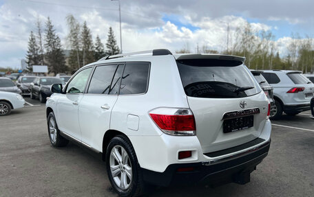 Toyota Highlander III, 2012 год, 2 150 000 рублей, 5 фотография