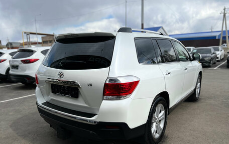 Toyota Highlander III, 2012 год, 2 150 000 рублей, 6 фотография