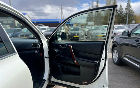 Toyota Highlander III, 2012 год, 2 150 000 рублей, 31 фотография