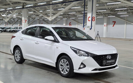 Hyundai Solaris II рестайлинг, 2021 год, 1 540 000 рублей, 3 фотография