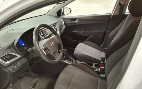 Hyundai Solaris II рестайлинг, 2021 год, 1 540 000 рублей, 20 фотография