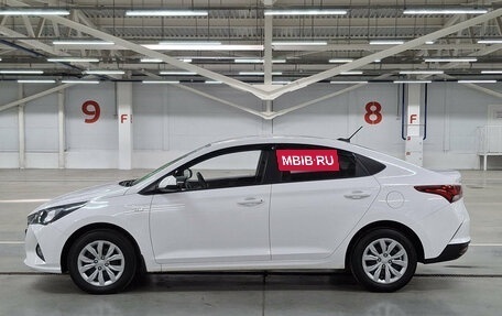 Hyundai Solaris II рестайлинг, 2021 год, 1 540 000 рублей, 10 фотография