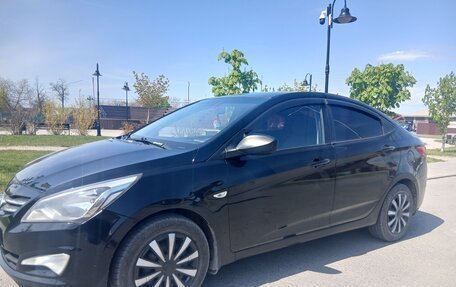 Hyundai Solaris II рестайлинг, 2015 год, 815 000 рублей, 4 фотография