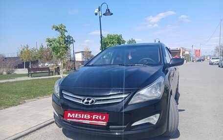 Hyundai Solaris II рестайлинг, 2015 год, 815 000 рублей, 11 фотография