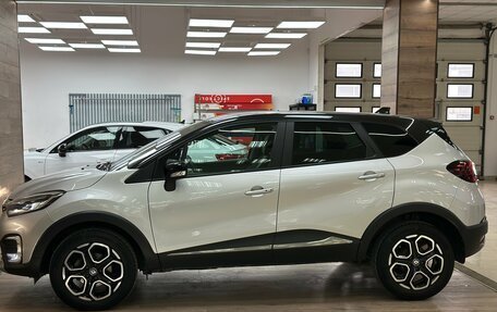 Renault Kaptur I рестайлинг, 2021 год, 1 890 000 рублей, 8 фотография