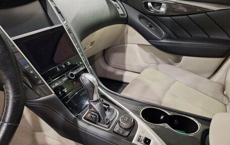 Infiniti Q50 I рестайлинг, 2016 год, 2 250 000 рублей, 17 фотография