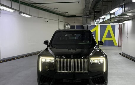 Rolls-Royce Cullinan, 2026 год, 71 900 000 рублей, 1 фотография