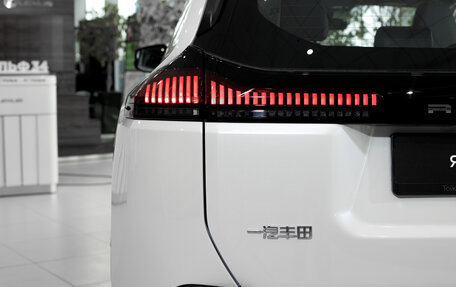 Toyota RAV4, 2026 год, 4 890 000 рублей, 7 фотография