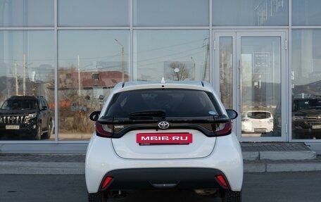 Toyota Yaris, 2021 год, 1 160 000 рублей, 4 фотография