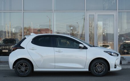 Toyota Yaris, 2021 год, 1 160 000 рублей, 5 фотография