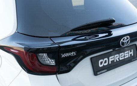 Toyota Yaris, 2021 год, 1 160 000 рублей, 10 фотография