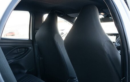 Toyota Yaris, 2021 год, 1 160 000 рублей, 16 фотография