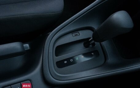 Toyota Yaris, 2021 год, 1 160 000 рублей, 18 фотография