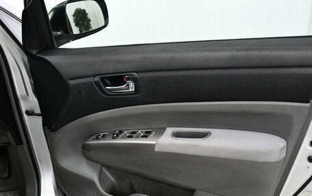 Toyota Prius, 2011 год, 997 000 рублей, 9 фотография