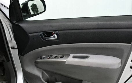 Toyota Prius, 2011 год, 997 000 рублей, 19 фотография