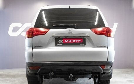 Mitsubishi Pajero Sport II рестайлинг, 2011 год, 1 890 000 рублей, 4 фотография