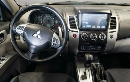 Mitsubishi Pajero Sport II рестайлинг, 2011 год, 1 890 000 рублей, 18 фотография