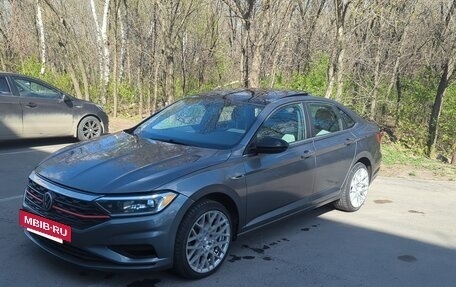 Volkswagen Jetta VII, 2019 год, 1 650 000 рублей, 2 фотография