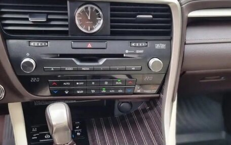 Lexus RX IV рестайлинг, 2019 год, 6 150 000 рублей, 12 фотография