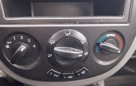 Daewoo Gentra II, 2013 год, 670 000 рублей, 28 фотография