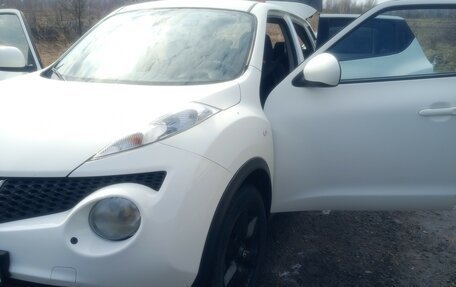 Nissan Juke II, 2012 год, 900 000 рублей, 13 фотография