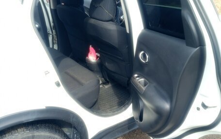 Nissan Juke II, 2012 год, 900 000 рублей, 11 фотография