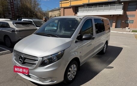 Mercedes-Benz Vito, 2017 год, 4 300 000 рублей, 5 фотография