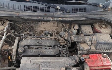 KIA Carens I (RS), 2006 год, 170 000 рублей, 13 фотография