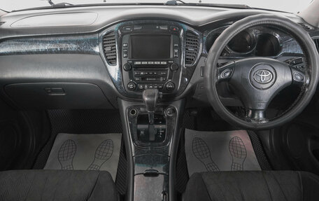 Toyota Kluger I, 2001 год, 959 000 рублей, 14 фотография